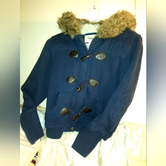 Girls Coat - Picture 2 of 8